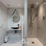 Дом отдыха Le Coeur Townhouse Center 4 Guests Онфлёр