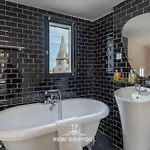 Le Coeur Townhouse Center 4 Guests Дом отдыха *