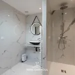 Дом отдыха Le Coeur Townhouse Center 4 Guests *