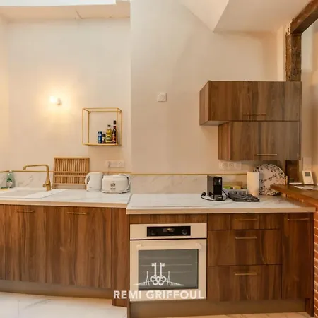 Le Coeur Townhouse Center 4 Guests Holiday home