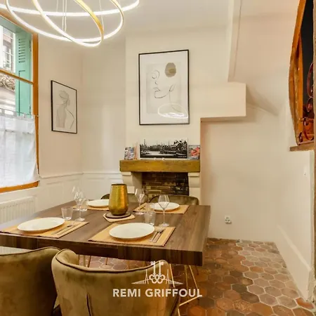 Le Cœur Townhouse Center 4 Guests *