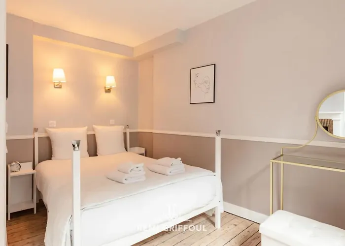 Le Coeur Townhouse Center 4 Guests Сasa de vacaciones *